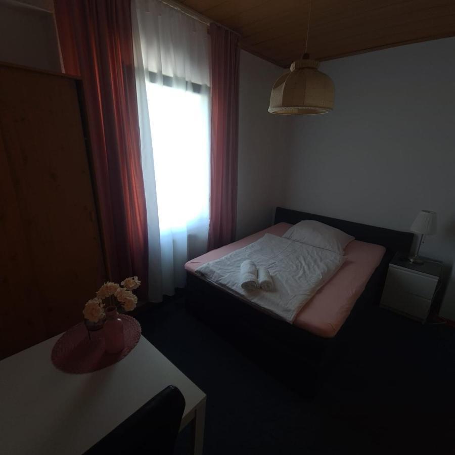 Hotel Dalmacija Mayen Luaran gambar
